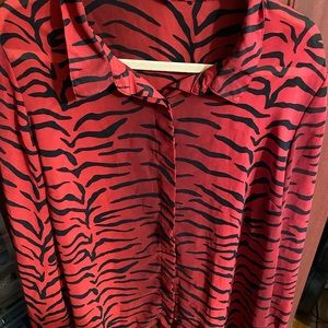 Button down collared long sleeve shirt